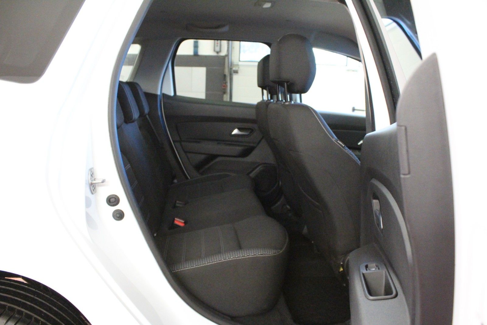 Fahrzeugabbildung Dacia Duster Sce 115 Prestige *Navigation *