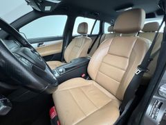 MERCEDES-BENZ C 220 T CDI / DESIGNO / HARMAN KARDON/ AUTOM./ MERCEDES-BENZ C 220 T CDI / DESIGNO / HARMAN KARDON/ AUTOM./