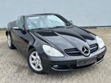 Mercedes-Benz SLK 200 Leder  Navi - Xenon - Scheckheftgepflegt - Mercedes-Benz SLK-Klasse in Köln