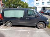 Mercedes-Benz MB Vito Bestattungsfahrzeug - Mercedes-Benz Vito mit Benzin-Antrieb