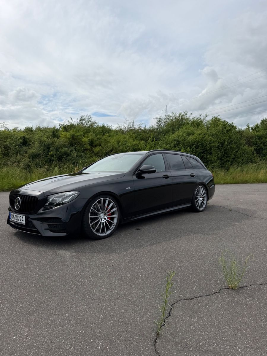 MERCEDES-BENZ E 53 AMG Mercedes-AMG E 53 4MATIC+ T Autom. ...