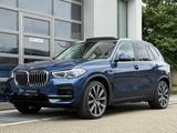 BMW X5 45e xDr*ACC*PANO*360*FOND TV*B&W*LASER*HUD*22 - BMW X5 in Solingen