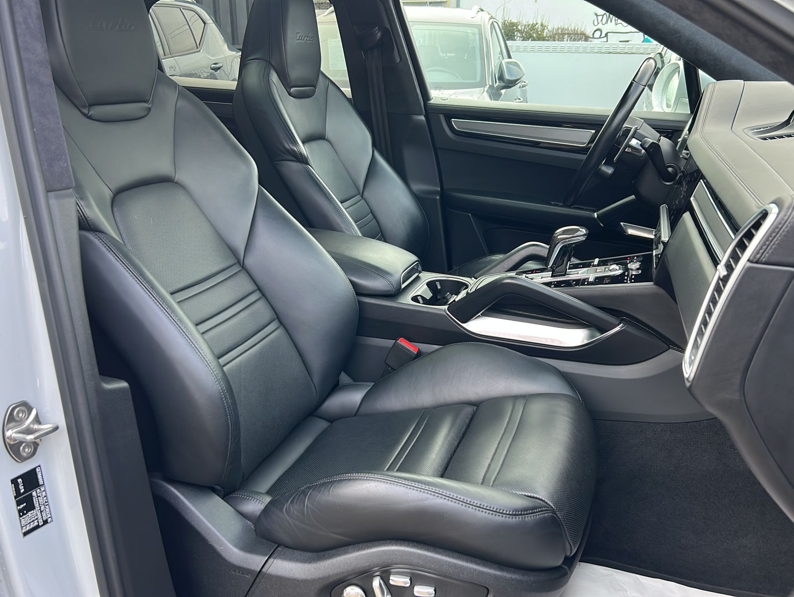 Fahrzeugabbildung Porsche Cayenne Coupe Turbo