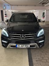 Mercedes-Benz ML 350 BlueTEC 4MATIC Edition 1 Edition 1 - Mercedes-Benz ML-Klasse Gebrauchtwagen in München