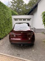 Tesla Model Y Long Range Dual Motor AWD Long Range - rote Tesla Model Y