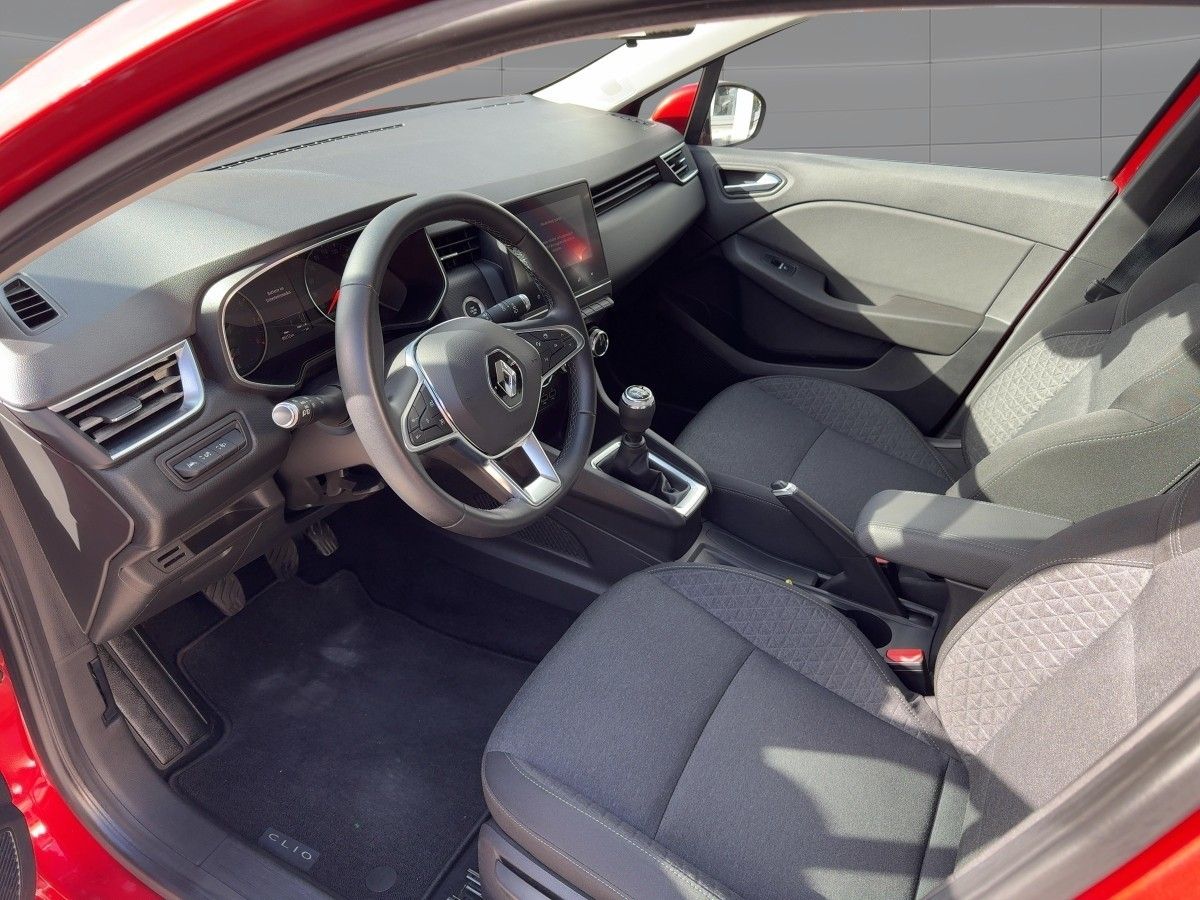 Fahrzeugabbildung Renault Clio V Experience TCe 100