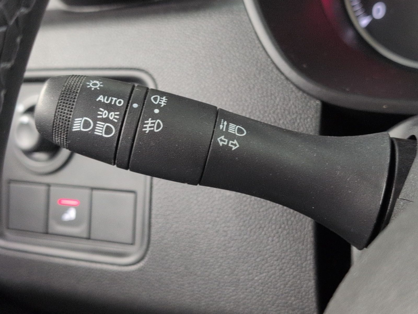 DACIA Duster  Blue dCi 115 Prestige+ Multiview SHZ – Bild 26