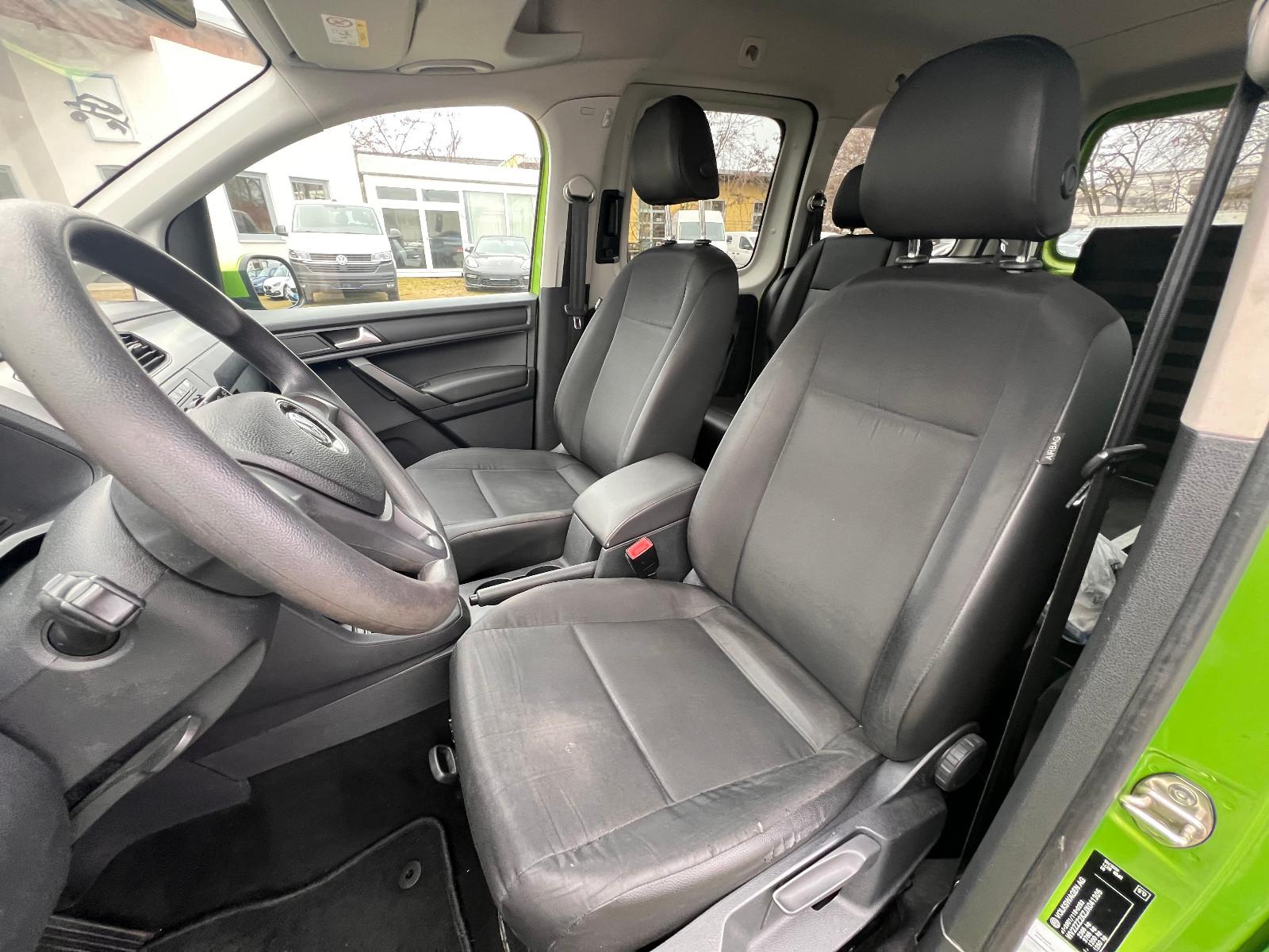 Volkswagen Caddy Maxi 2.0 TDI DSG Rollstuhl Rampe 110 kw