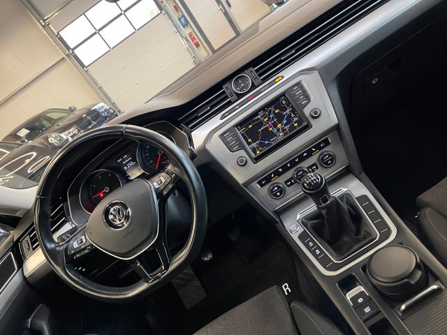 Volkswagen Passat Variant Comfortline *ACC*SHZ*NAVI*