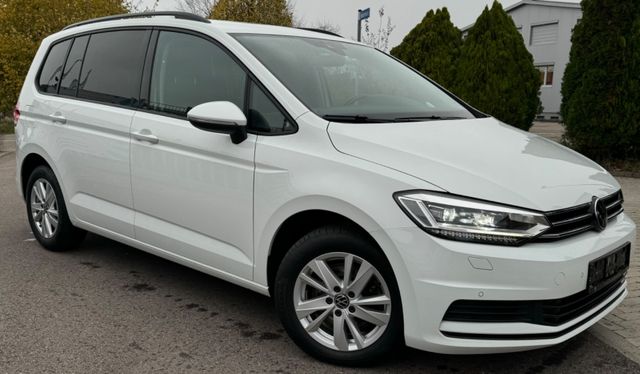 Volkswagen Touran 2.0TDI DSG LED Massage Alcantara AHK