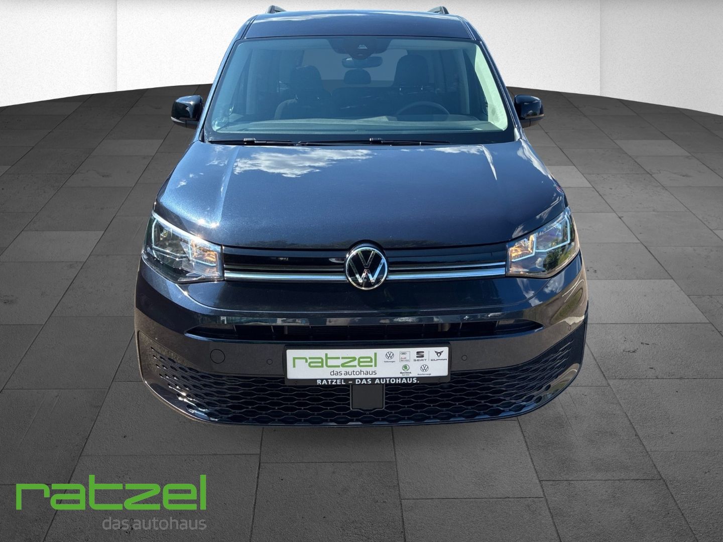 Fahrzeugabbildung Volkswagen Caddy Maxi Life 7-Sitzer 2.0 TDI +PDC+NAVI+Schie