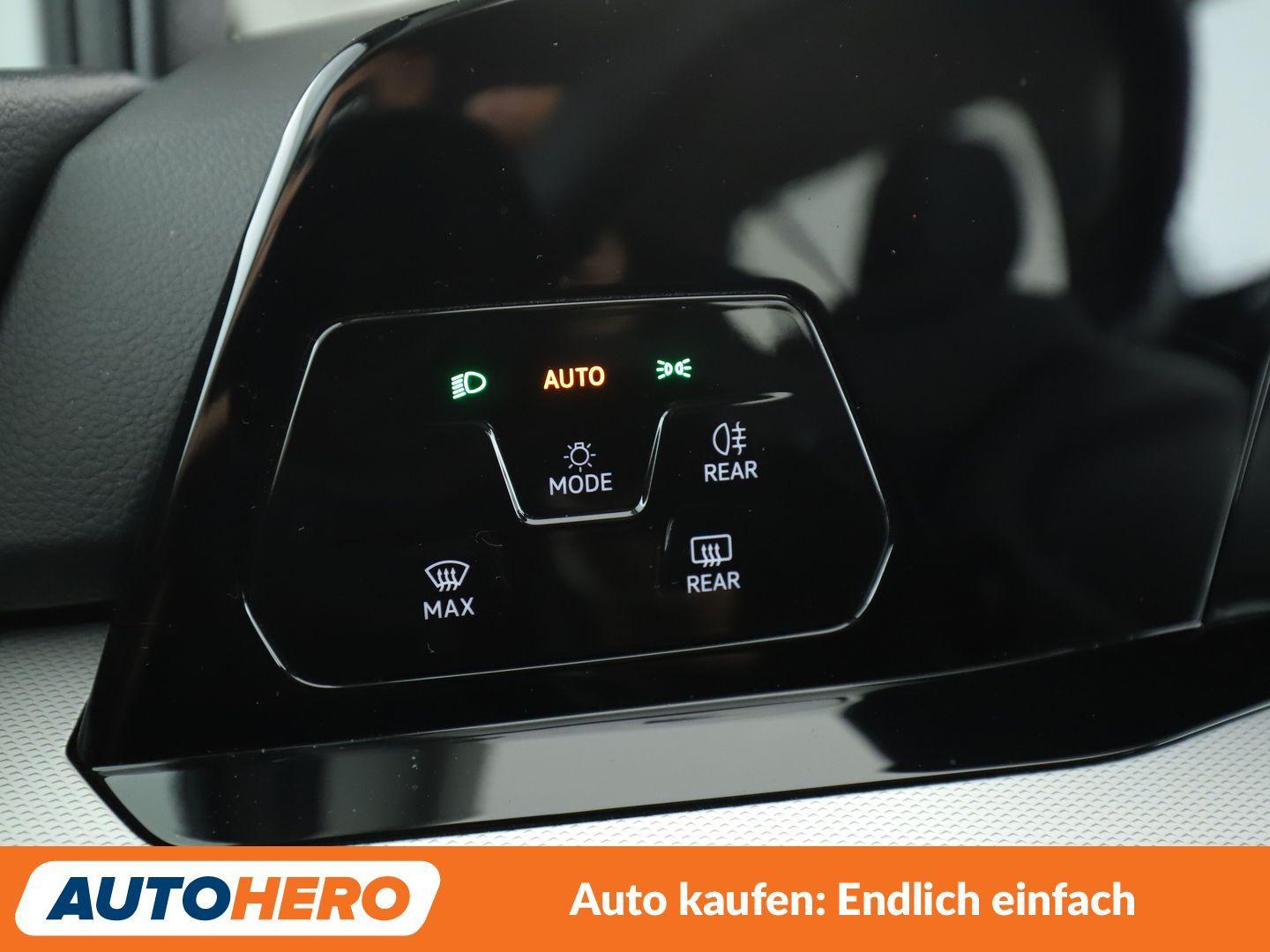 Volkswagen Golf VIII 1.0 TSI*TEMPO*PDC*SHZ*KLIMA*GARANTIE*, миниатюра 9