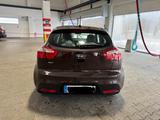 Kia Rio 1.4 Dream Team Edition Automatik - Kia Rio: 1.4
