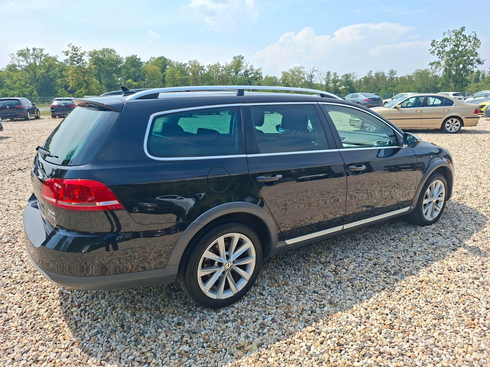 Volkswagen Passat Alltrack 2013 — photo 29
