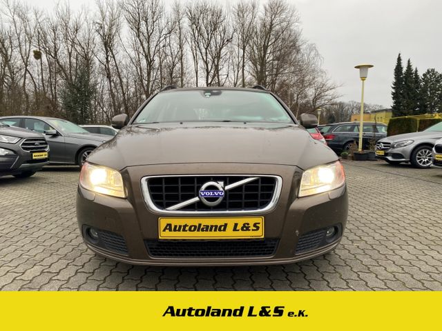 Volvo V70 Kombi Momentum D4, Navi, SH, BiXenon, PDC, N