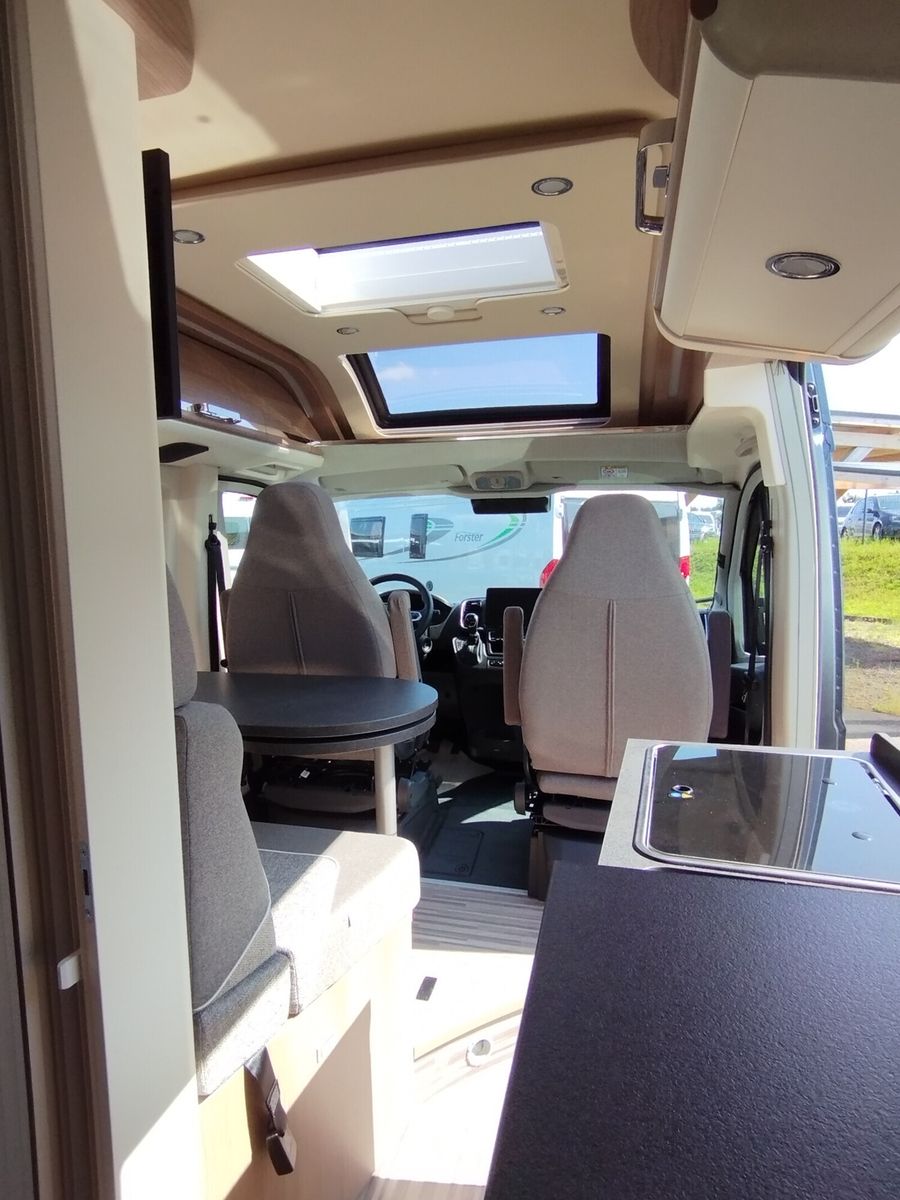 Fahrzeugabbildung Malibu Van diversity 640 LE K GT Skyview Dachklima gesc