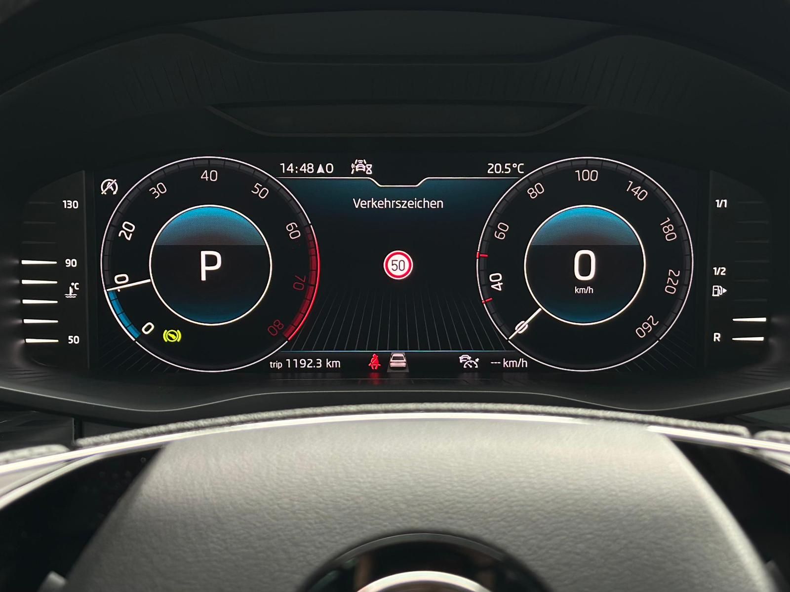 SKODA Kodiaq 1.5TSI DRIVE 125 YEARS* LED#AHK#ACC#NAVI - Image 12