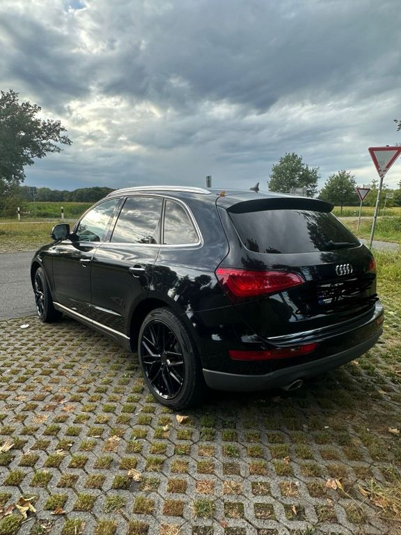 Image of Audi Q5