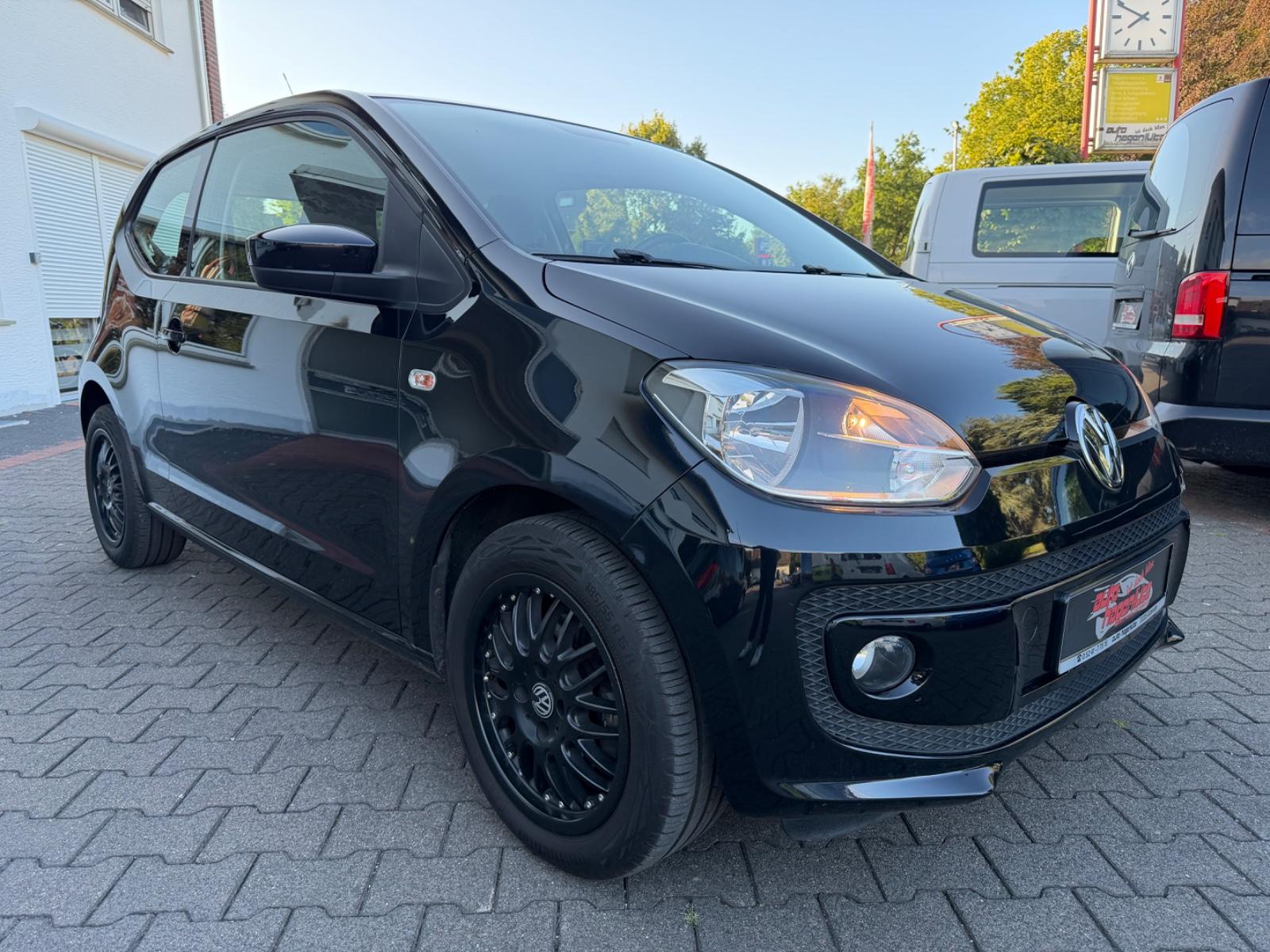 Volkswagen up! move up! Klima Standheizung Navi Sitzheiz.