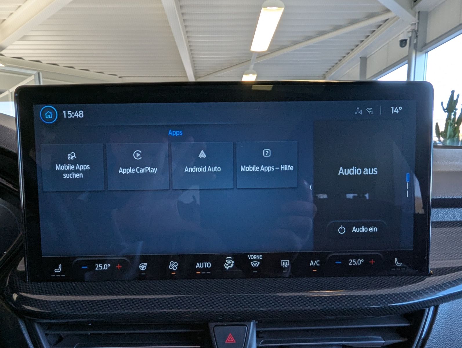 Fahrzeugabbildung Ford Focus 1.0 ST-Line X Styling Matrix B&O Pano 18"