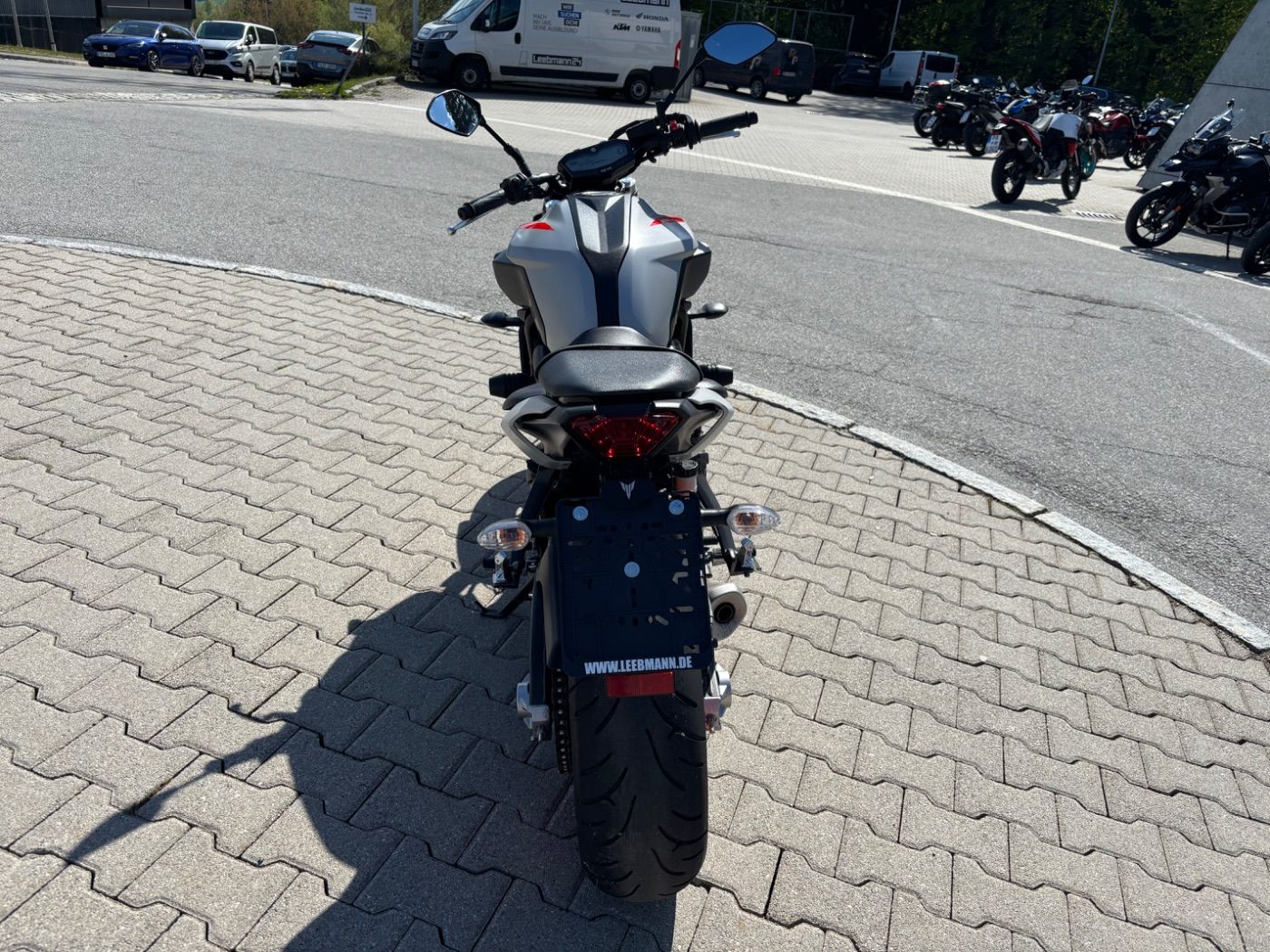 Fahrzeugabbildung Yamaha MT 07 Modell 2020 5 CM Tieferlegung