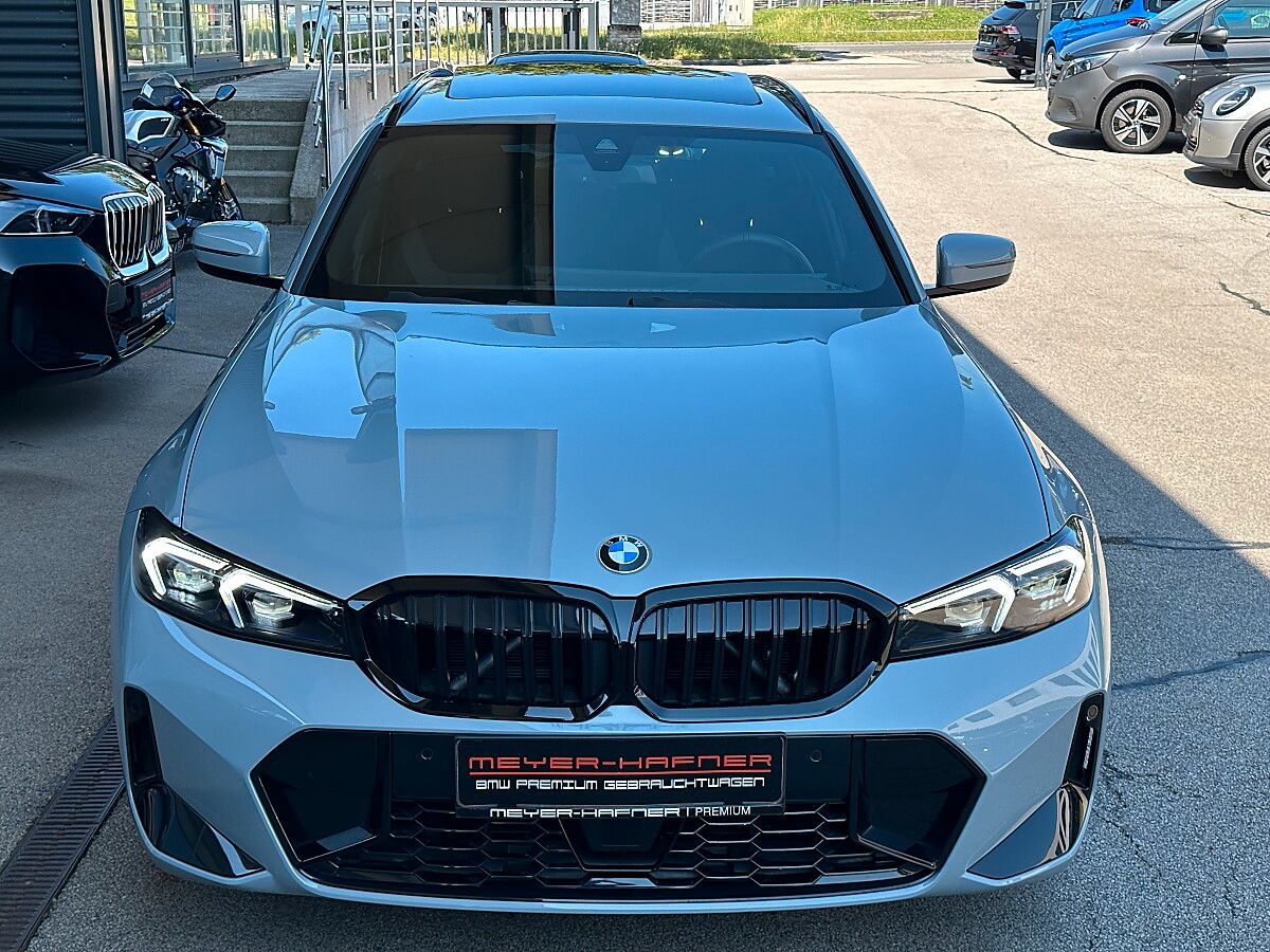 BMW 330i xDrive Touring M-Paket PRO Aut. imagem 3