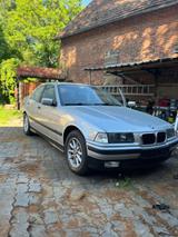BMW e36 318i - BMW 318: Limousine, E36