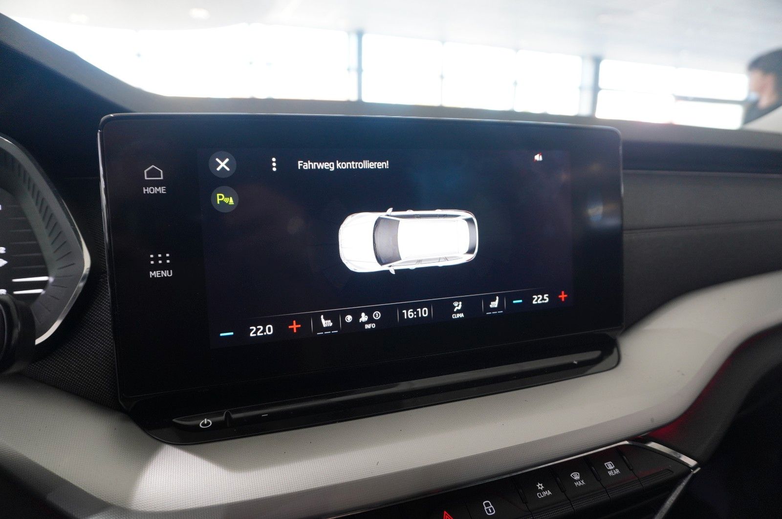 Fahrzeugabbildung SKODA Octavia COMBI 2.0D STYLE NAVI/LED/VIRTU./SHZ/DAB