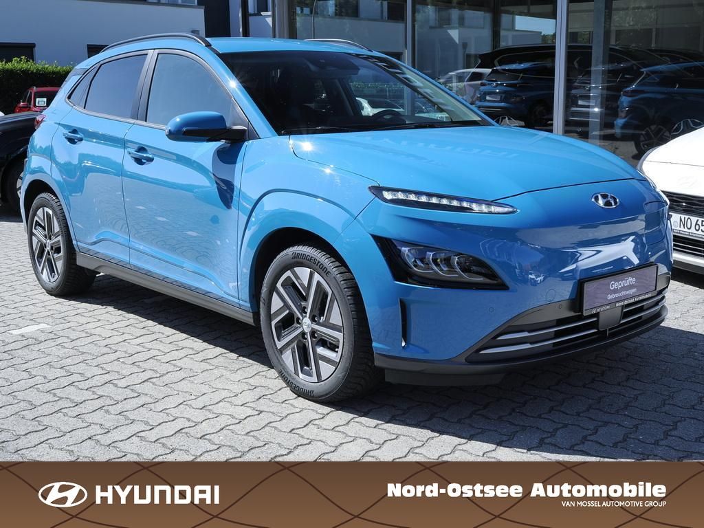 Fahrzeugabbildung Hyundai KONA TREND ELEKTRO 2WD KAMERA PDC ACC KLIMA SHZ