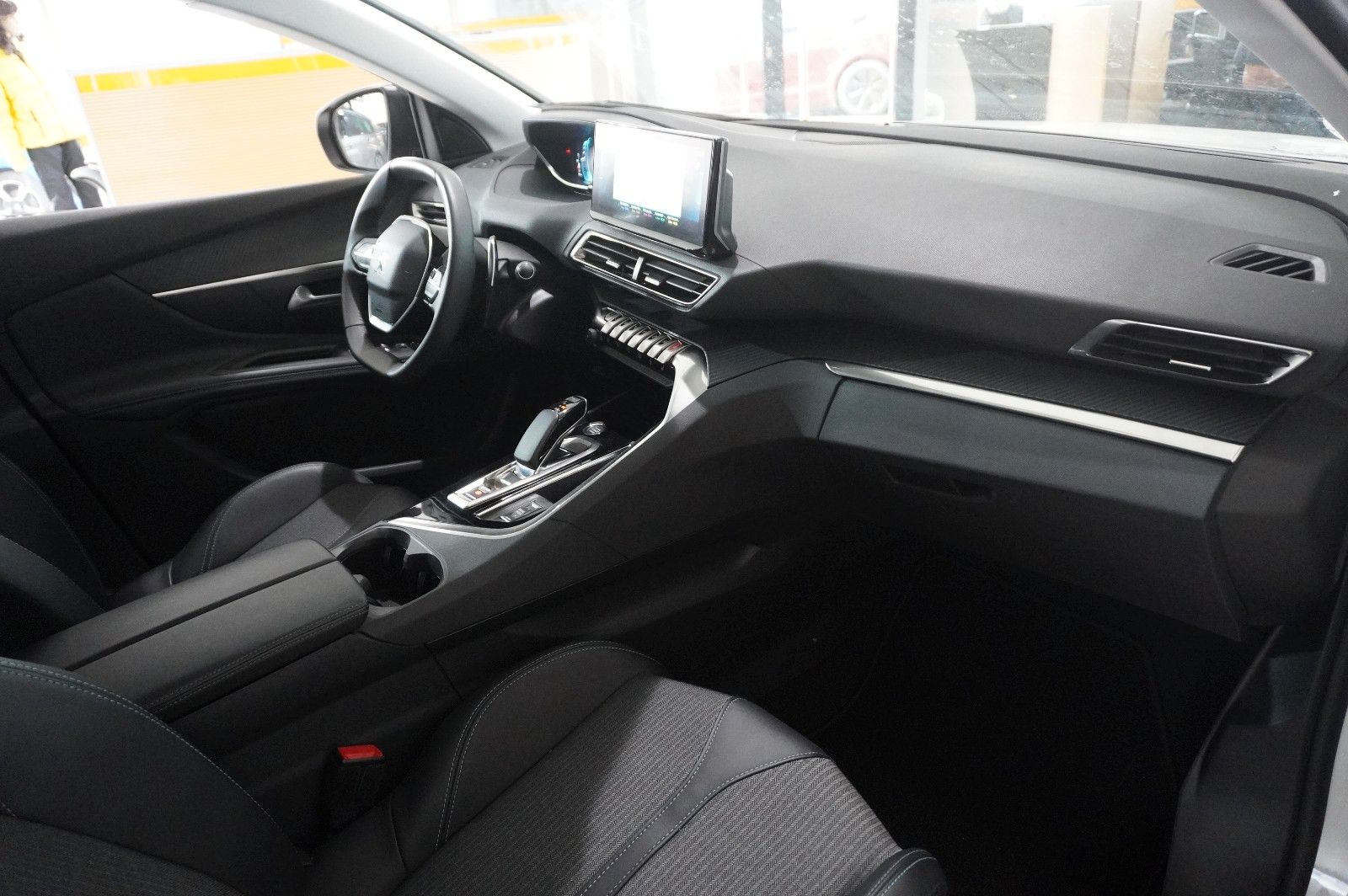 Fahrzeugabbildung Peugeot 3008 Hybrid PHEV ALLURE NAVI/LED/KAMERA/SHZ/AHK
