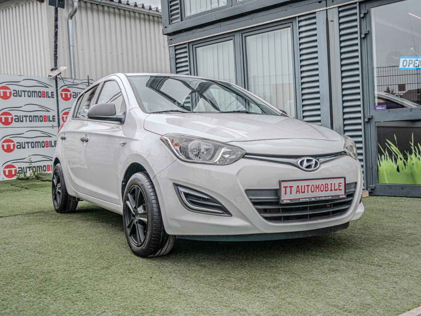Hyundai i20 1.2 FIFA World Cup Edition