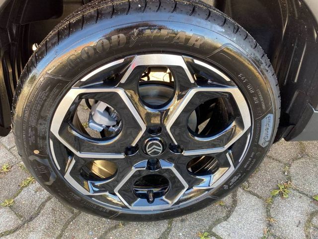 Fahrzeugbild 23