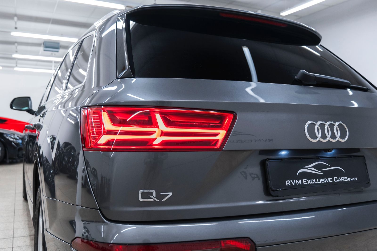 Fahrzeugabbildung Audi Q7 3.0 TFSI Quattro LED PANO NAV 7 SITZER BOSE