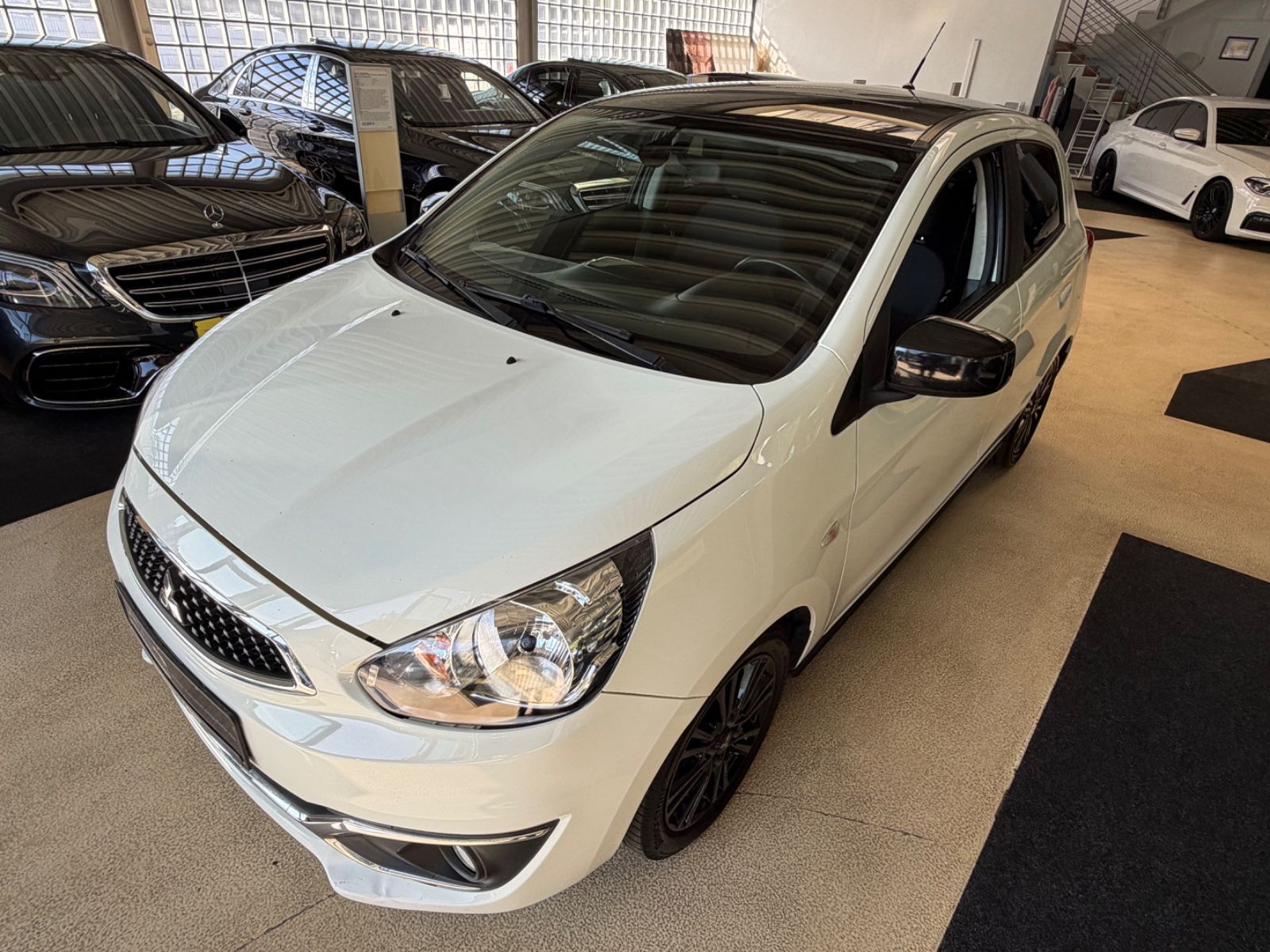 Fahrzeugabbildung Mitsubishi Space Star Diamant Edition+