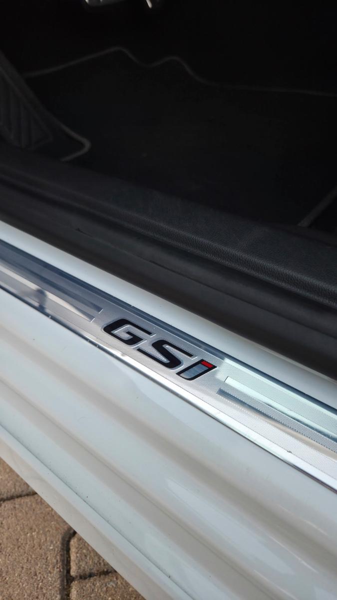 Opel Insignia Grand Sport GSi 2.0 Turbo 4x4 