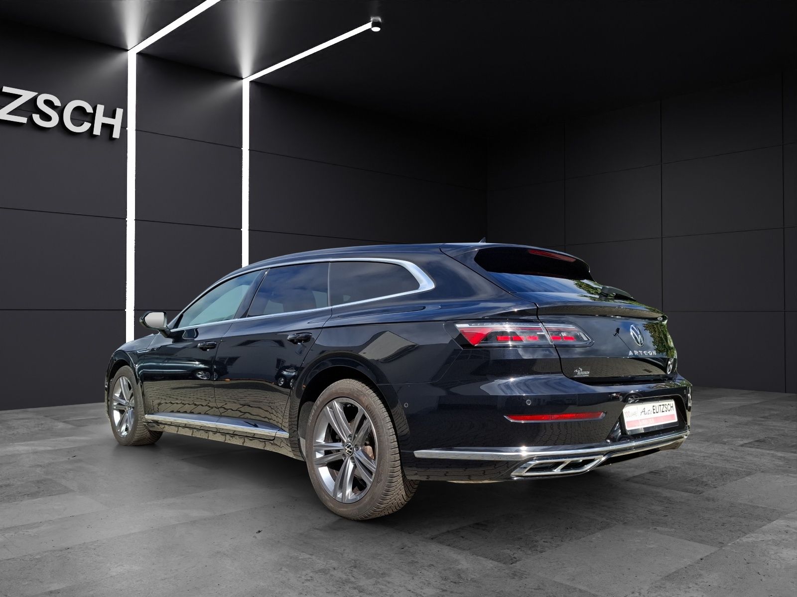 Fahrzeugabbildung Volkswagen Arteon SB TSI R-Line DSG Matrix Navi Pano AID AC