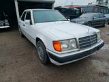 Mercedes-Benz 230 W124* ERST 50TKM*AUTOMATIK* - Mercedes-Benz 230: W124 230e