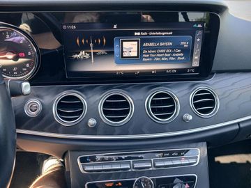 Mercedes E 220 - 8