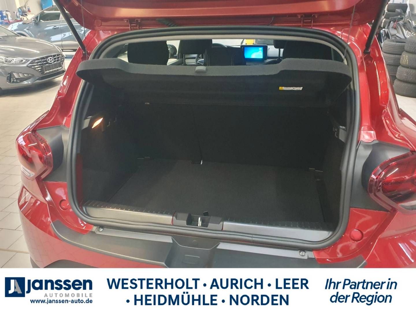 Fahrzeugabbildung Dacia Sandero Stepway Comfort TCe 90 (MY2021)