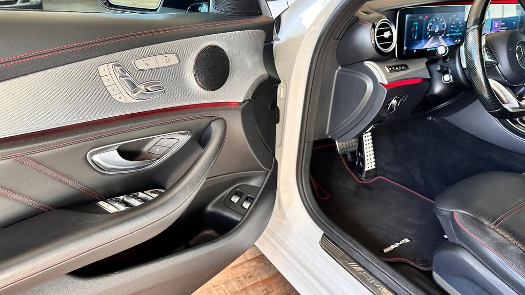 Mercedes-Benz E 43 AMG