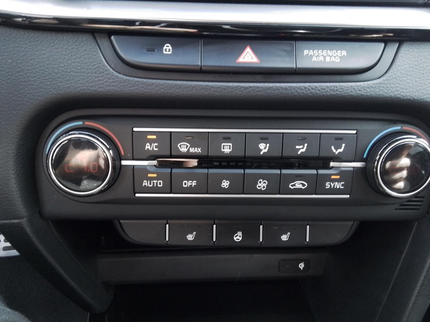 Kia Ceed_sw Sportswagon GT Line 1.5T AT Navi-ACC Dig