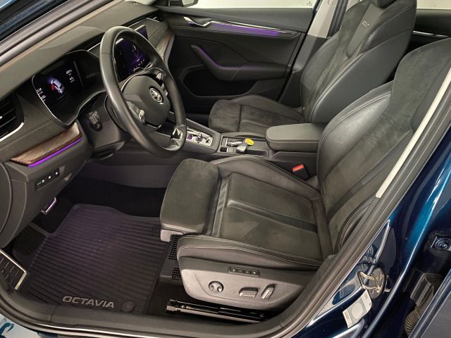 Octavia Combi Scout 2.0 TDI DSG 4x4 AHK+MATRIX