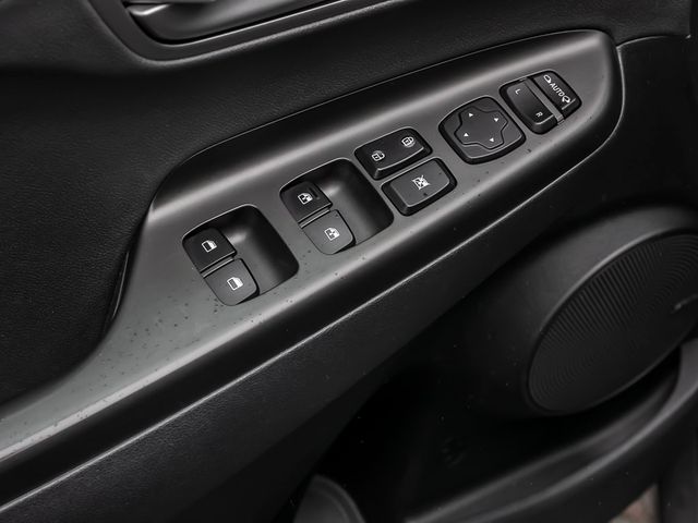 Hyundai Kona Premium Elektro 2WD Stauassistent Kamera