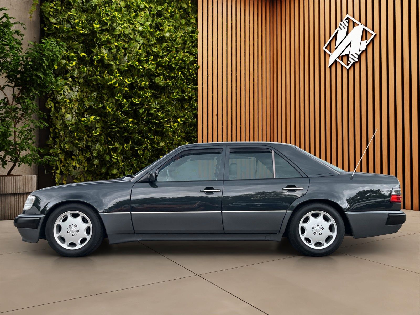 Fahrzeugabbildung Mercedes-Benz E 500 TOP ZUSTAND**SAMMLERFAHRZEUG**