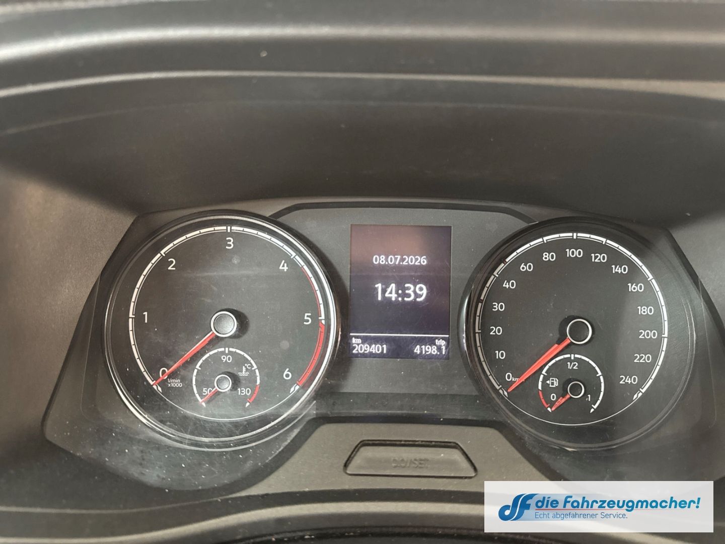 Fahrzeugabbildung Volkswagen Transporter T6.1 Kasten FWD Navi LED ACC Apple *