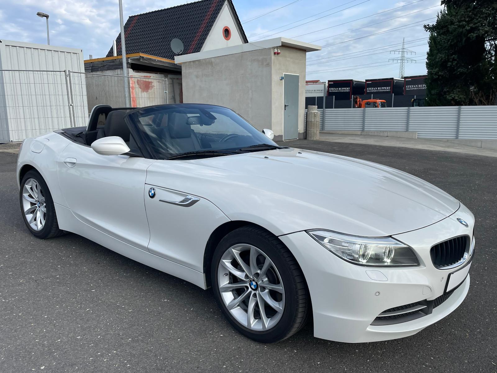 BMW Z4 sDrive18i*Leder*NaviProf.*HIFI*SHZ*LKHZ*PDC*