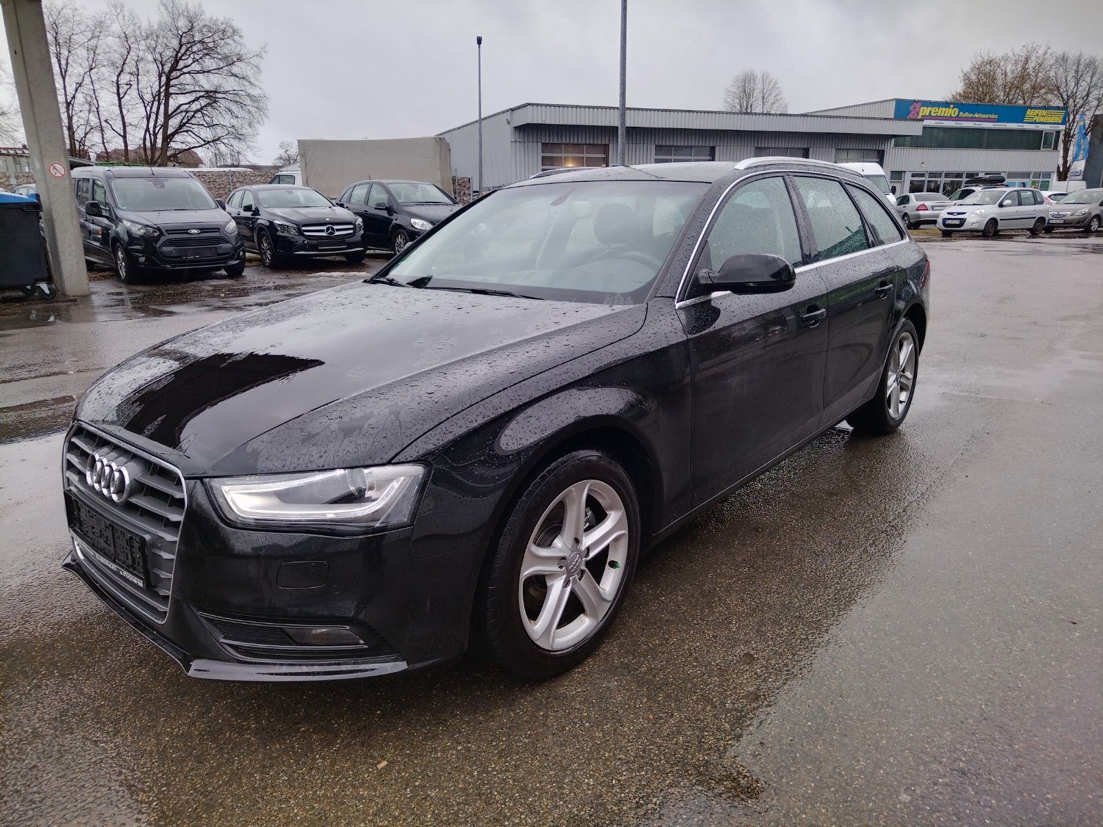 AUDI A4