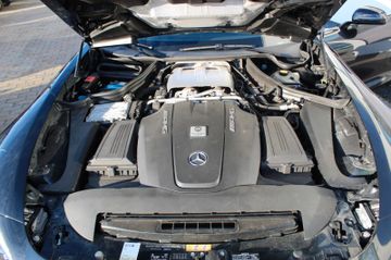 Fahrzeugabbildung Mercedes-Benz AMG GT 4.0 V8 DCT PERFSITZE-PANO-BURMESTER-GTR