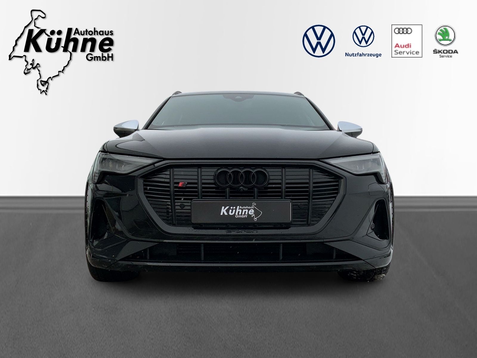 e-tron S quattro AHK,RFK,SHZ,PANO.