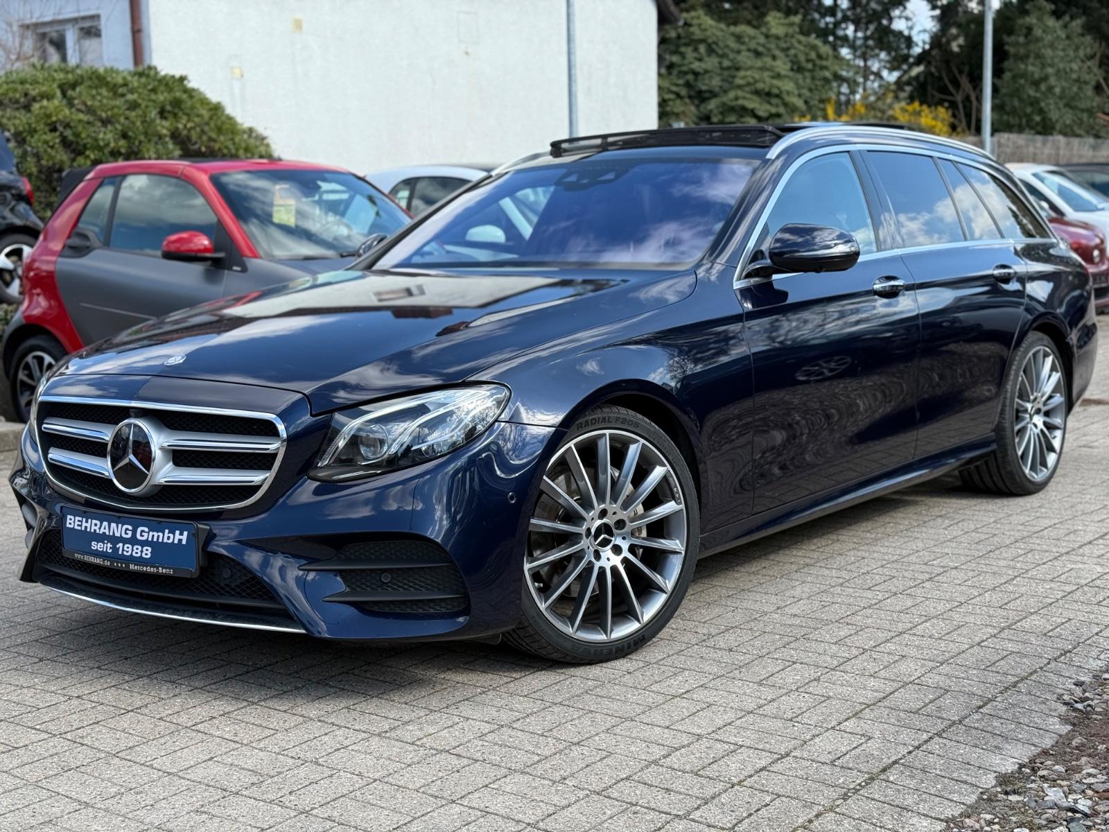 Mercedes-Benz E220T d*AMG-LINE*PANORAMA*WIDESCREEN*BURMESTER*